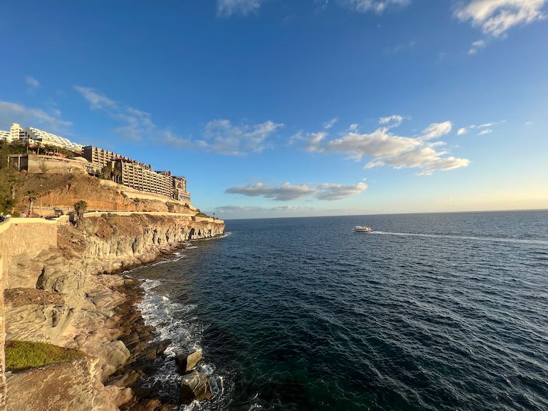 iPhone 13 pro canarie